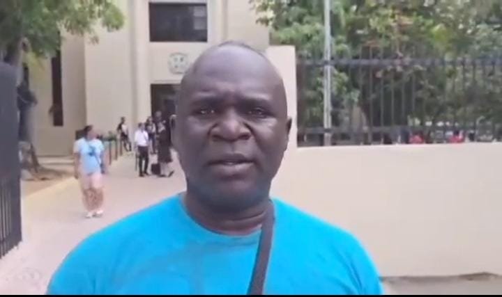 Hombre denuncia supuestas amenazas y persecución en su contra en La Romana.