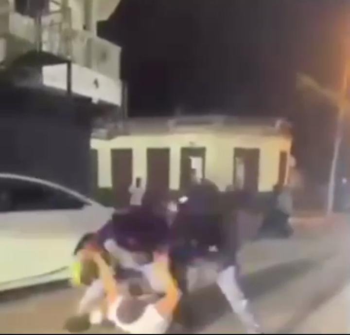 REGIONALES / Video muestra presunto maltrato policial a ciudadano en sector Miramar de San Pedro de Macorís.