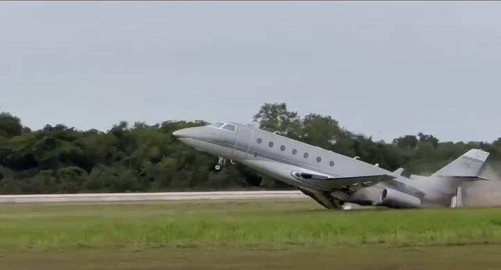 VIDEO CAPTA MOMENTO DE EMERGENCIA DE AERONAVE EN EL AEROPUERTO INTERNACIONAL DE LA ROMANA.
