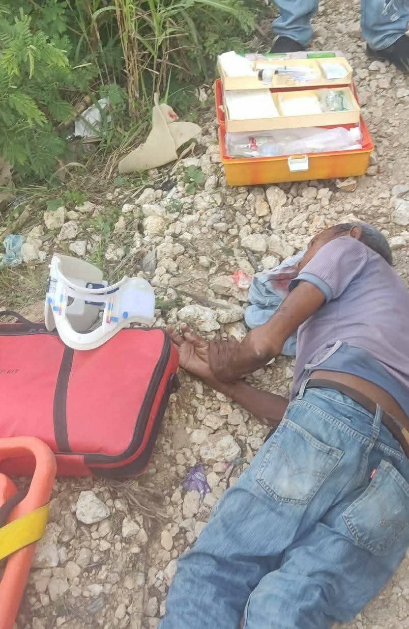 TREN DEL CENTRAL ROMANA IMPACTA A UN CIUDADANO; FUE TRASLADADO A UN CENTRO DE SALUD.