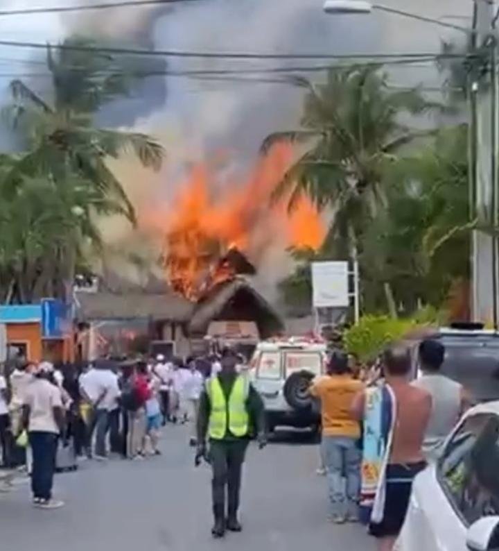 NUEVO VIDEO MUESTRA OTRO ÁNGULO DEL INCENDIO REPORTADO EN HOTEL VIVA DE BAYAHÍBE.