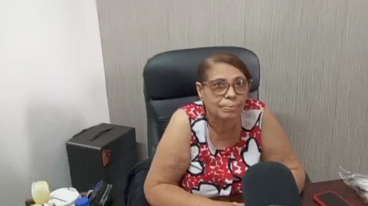 DIRECTORA PROVINCIAL DE SALUD ASEGURA DESCONOCER EL ORIGEN DE LAS DESVINCULACIONES EN LA DPS DE LA ROMANA.