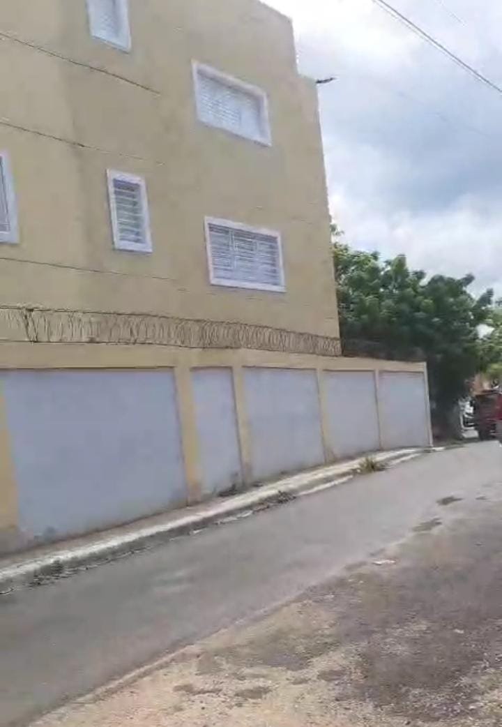 VILLA HERMOSA | RESIDENTES HACEN LLAMADO AL ALCALDE KIKILO POR TRABAJOS PENDIENTES EN LA CALLE ELEONCIO MERCEDES.