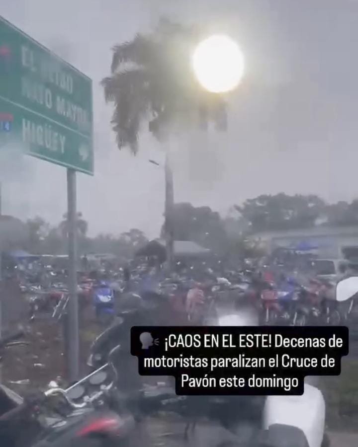 CAOS EN EL ESTE | MASIVA CARAVANA DE MOTORISTAS PROVOCA FUERTE TAPONAMIENTO EN EL CRUCE DE PAVÓN.